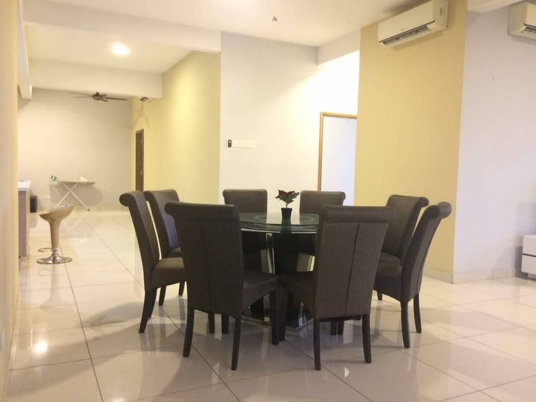 Royal Regent Condominum By Ihost Kuala Lumpur Exterior foto